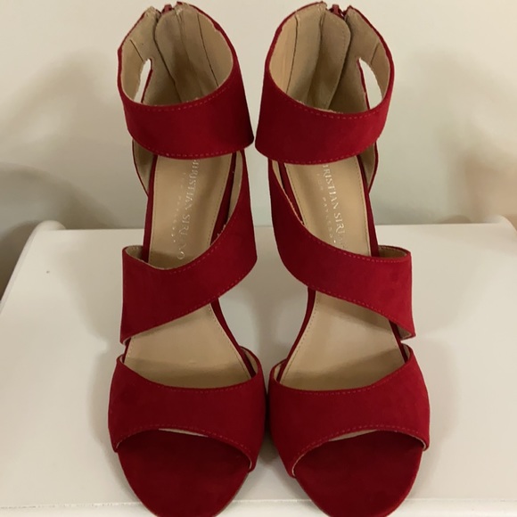 Red strappy heels - Picture 2 of 5